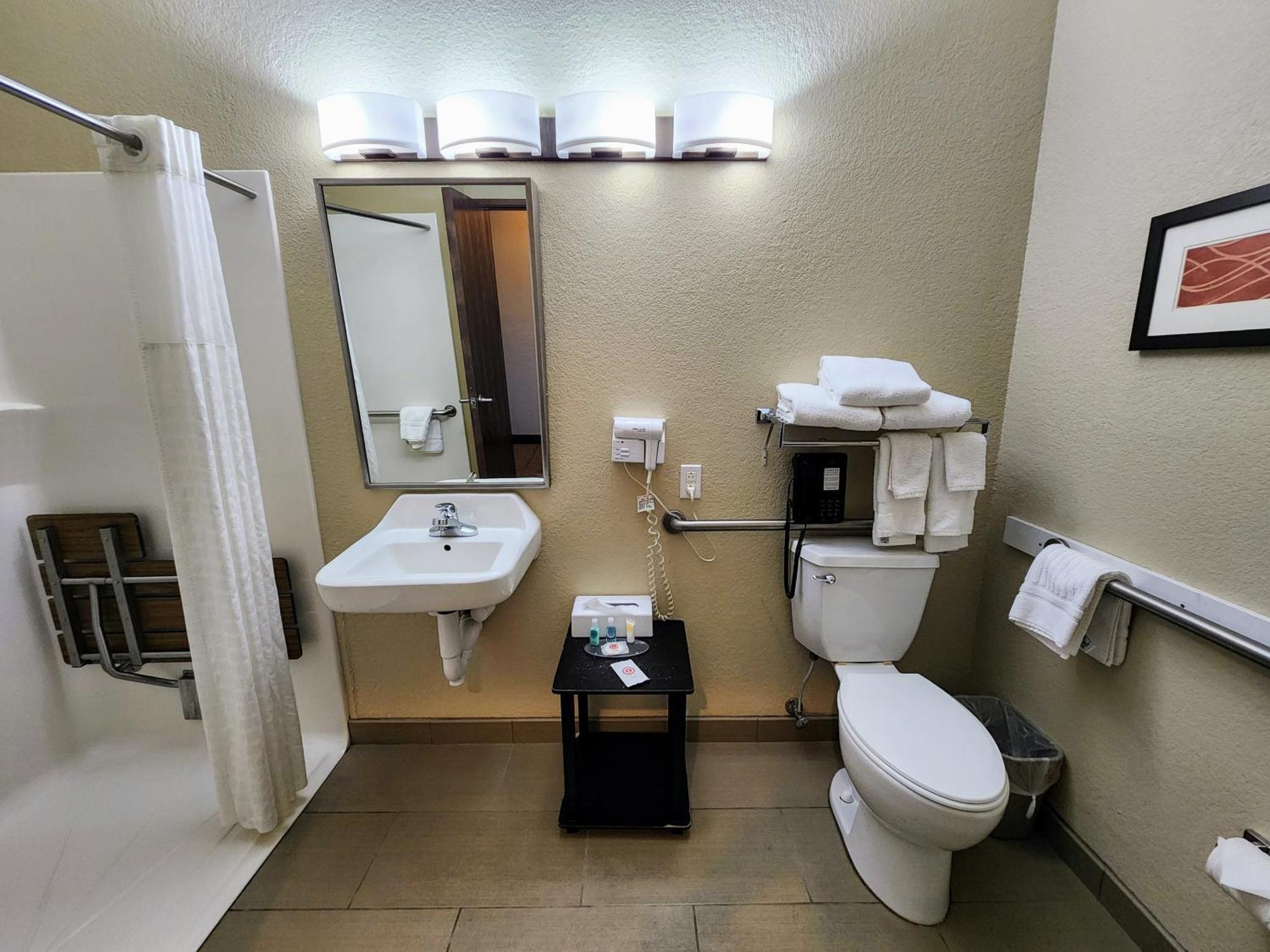 Comfort Inn Bolivar Экстерьер фото